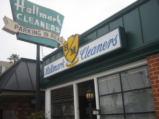 Hallmark Cleaners and Laundry | Santa Monica CA