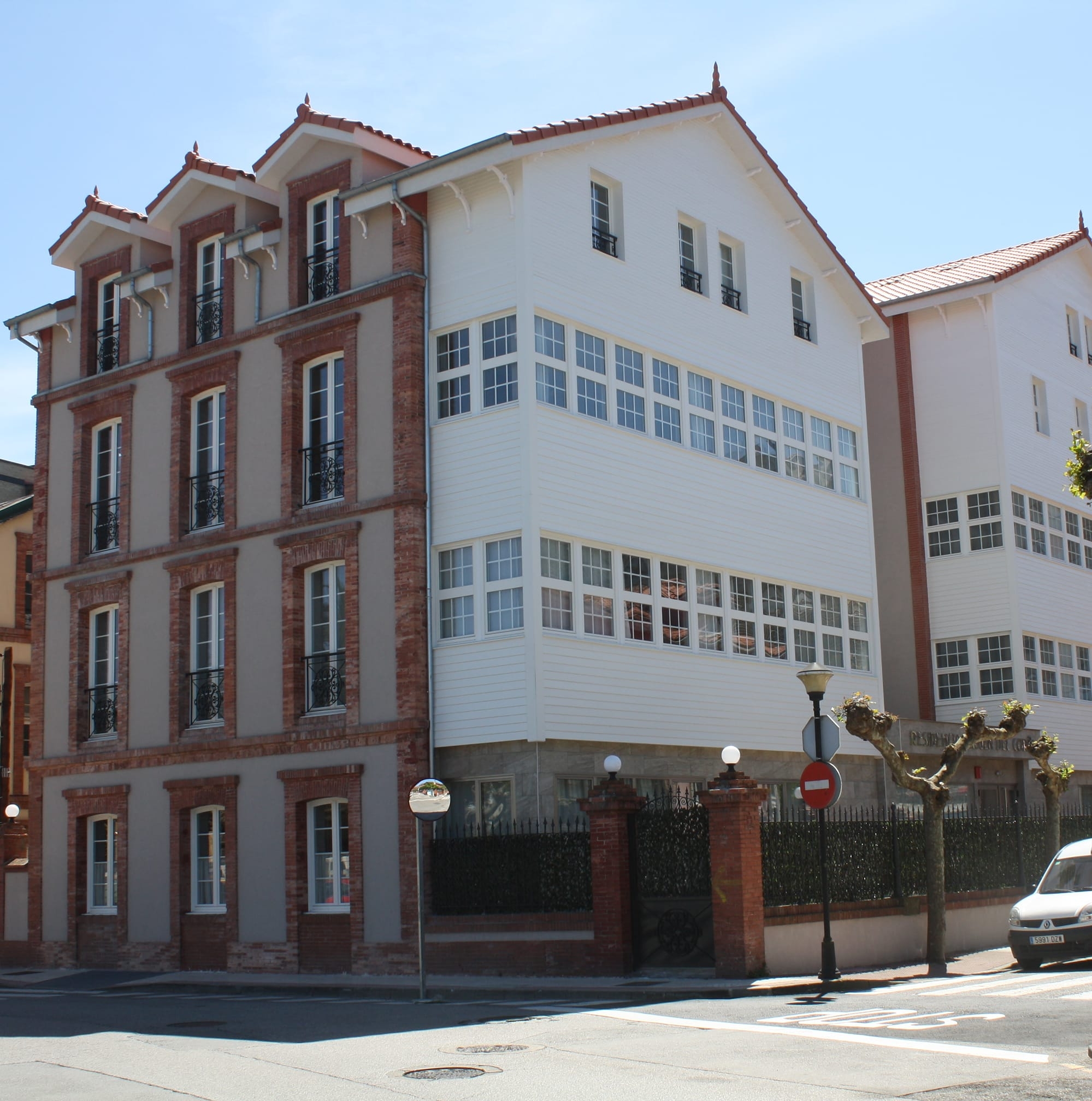 residencia-virgen-del-coral-salinas