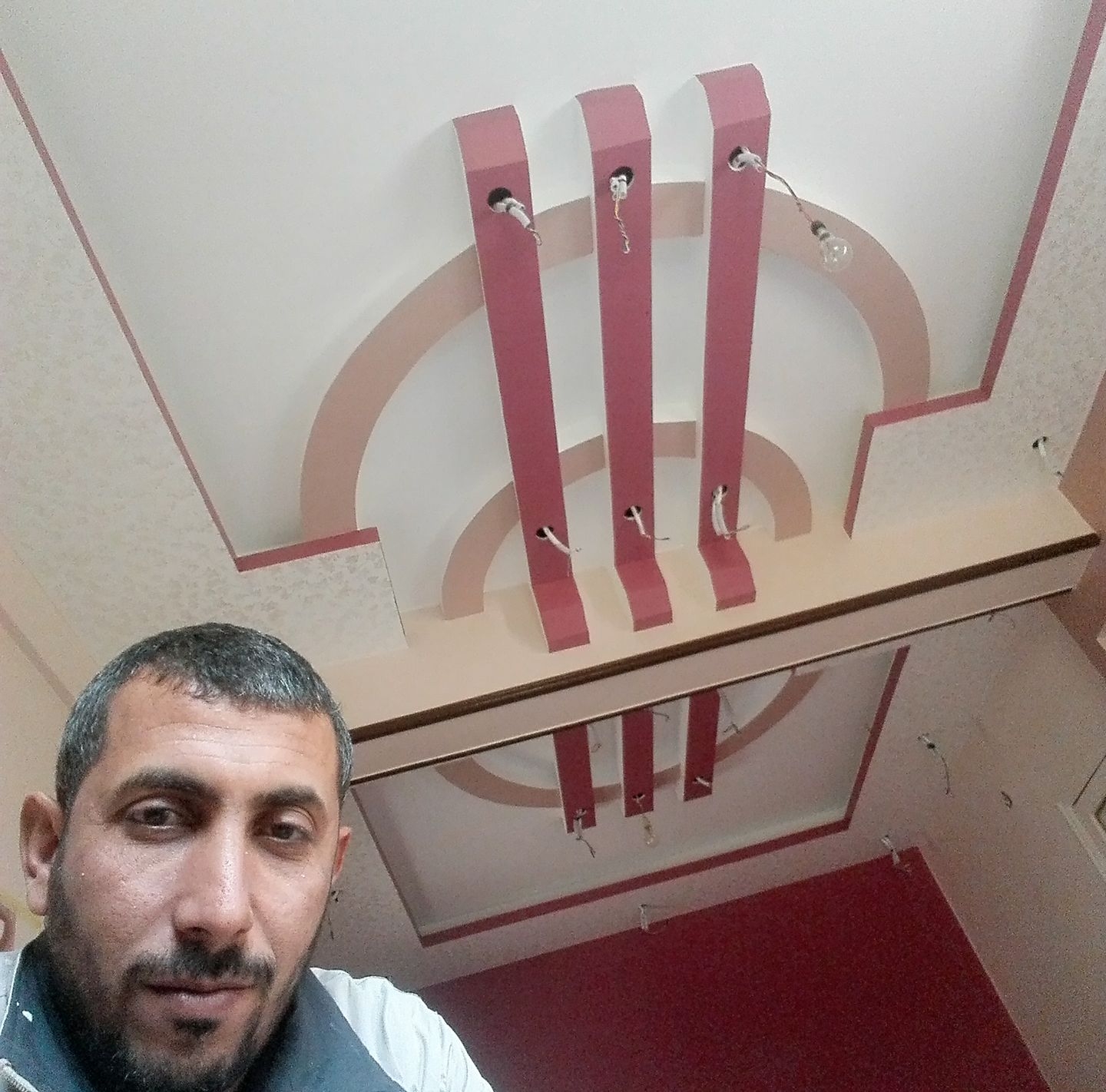 ديكورات اسقف جبس بورد ودهانات حوائط واخشاب