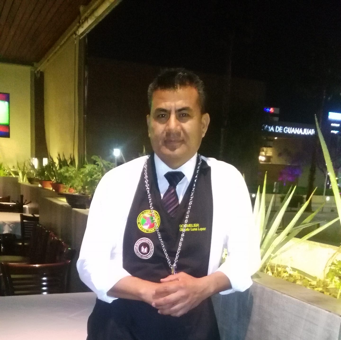 Gilberto Luna López- Sommelier