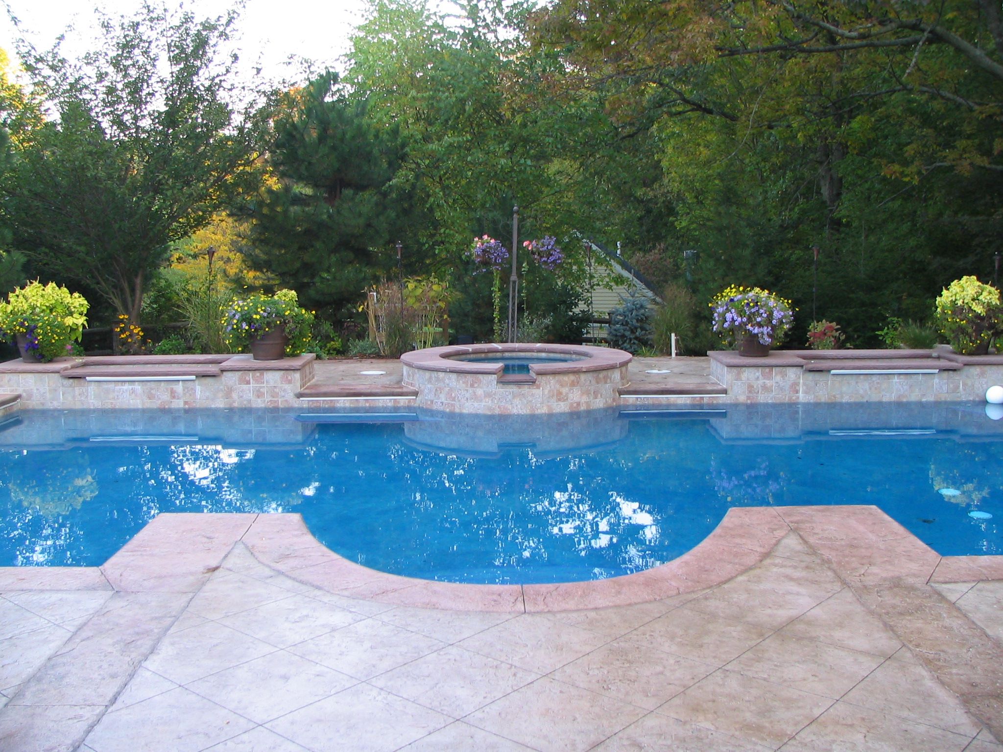 Blizzard - Seamless stone pattern stamped concrete pool deck with beige ...