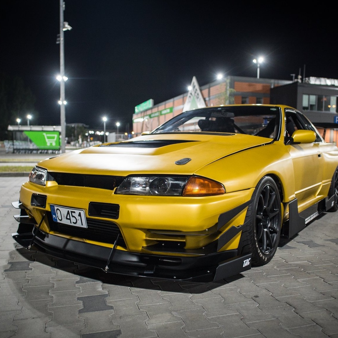 Nissan R32 - SkyRocket