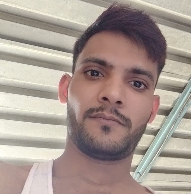 Hum dono me se kisko dil doge 🫣😅 #tirlokipuppetboy #viralreel # ...
