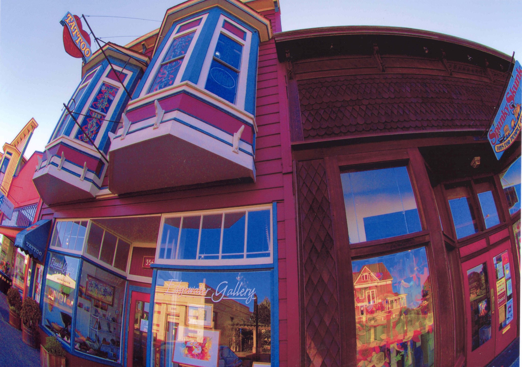 Triangle Tattoo & Museum | Fort Bragg CA
