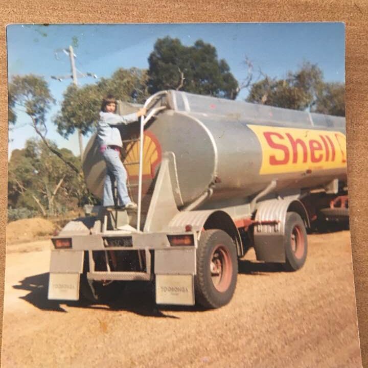 Aussie Fuel Tankers pre 1999. | A Leyland Beaver somewhere in Sydney in ...