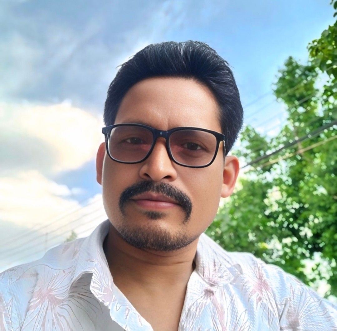 Snigdha - বেসি দেখো না, পড়ে যাবে 😉🥰 | Facebook