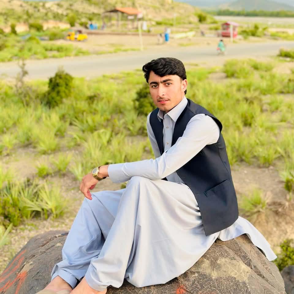 د کار شروع پر دغه آیت: | Amran Rehan