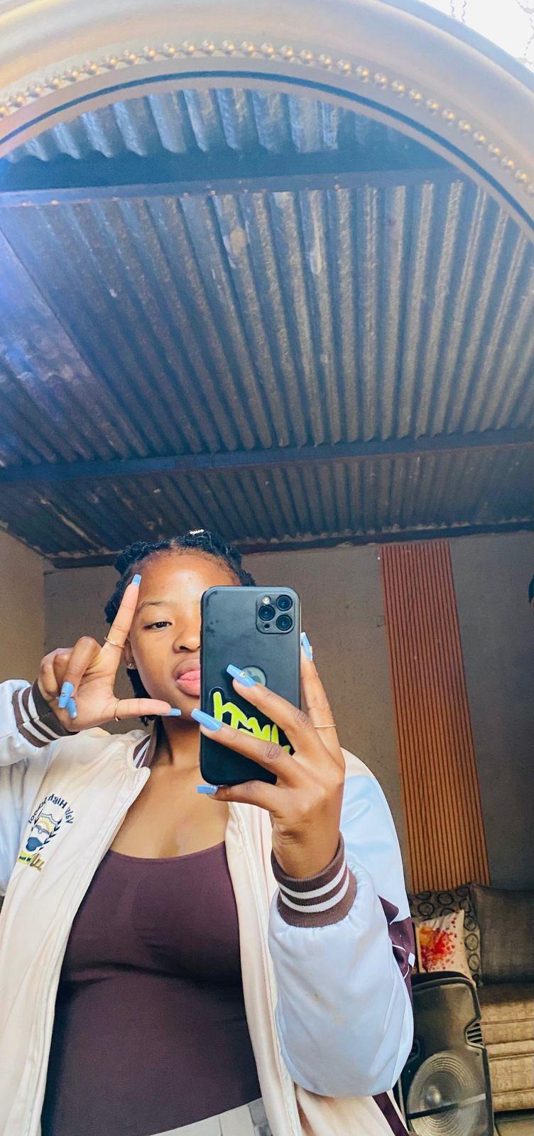 A message to my mom 🫶 I promise I’ll never stop being your baby. I’ll ...