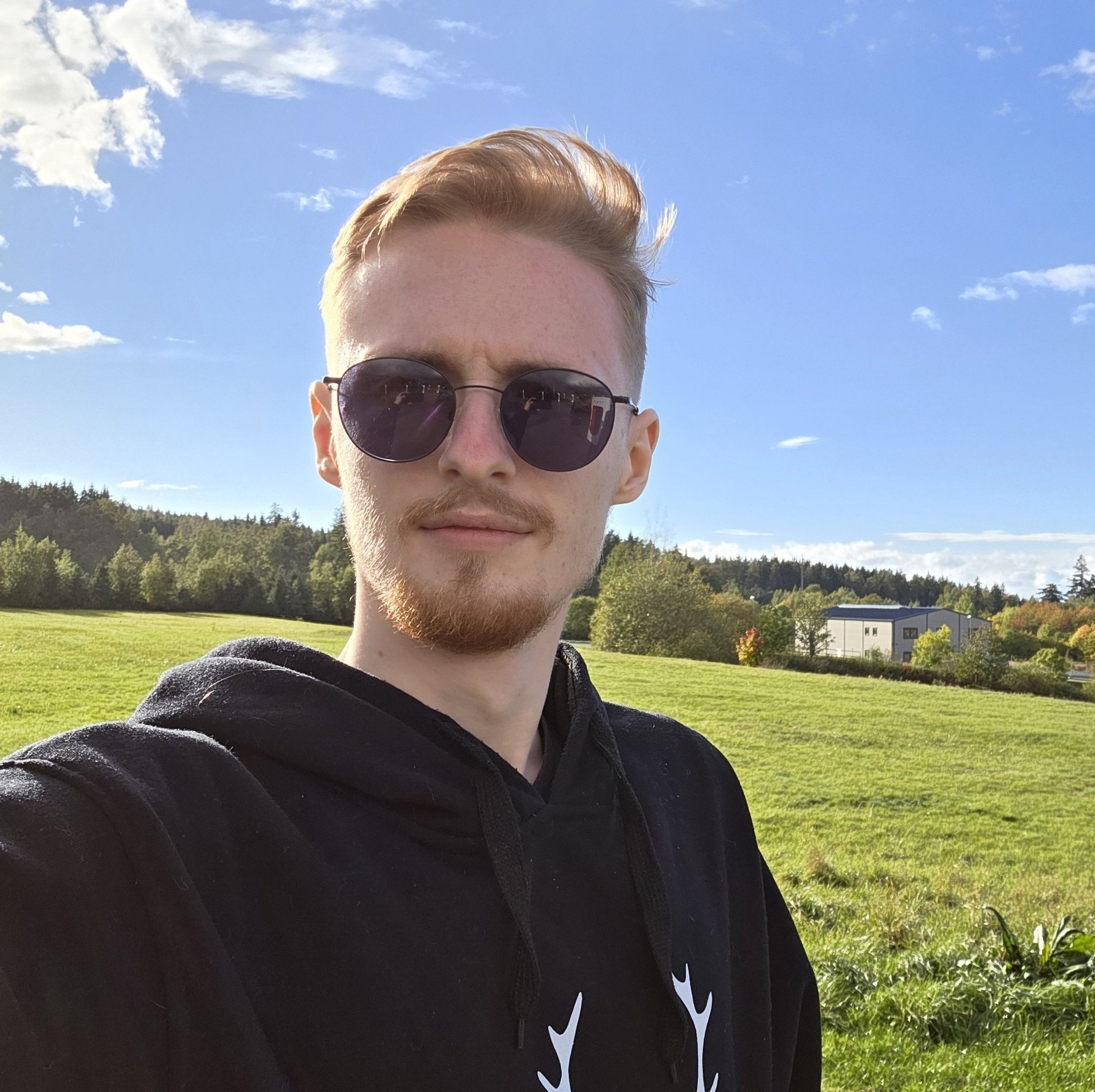 Maximilian X. Roth