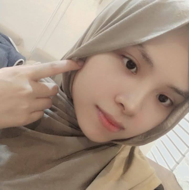 Jami'atul - Alasan Syifa Hadju jarang pakai cincin tunangan dari El ...
