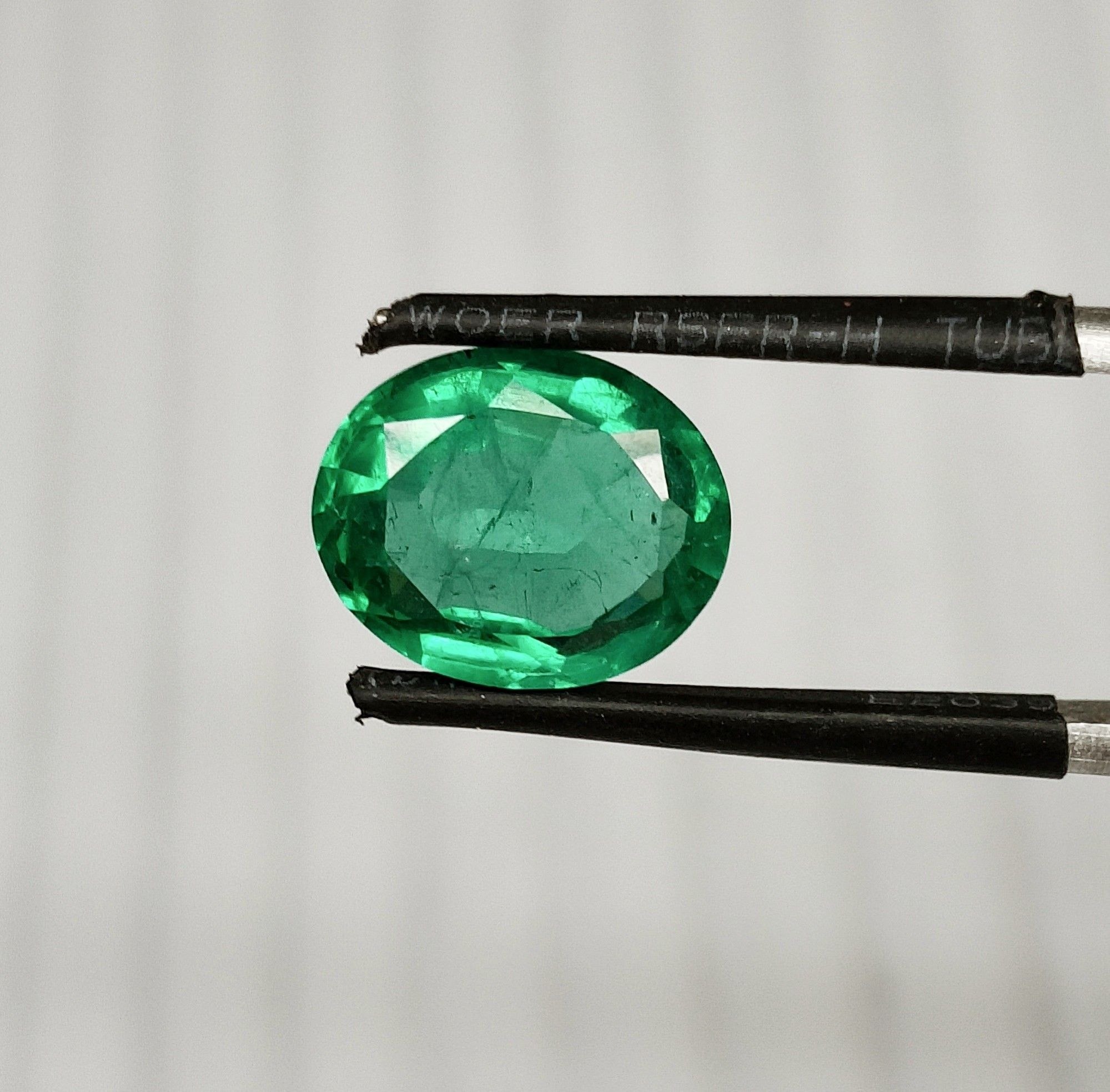 LAB-GROWN Z-22 – OVAL CUT GEMSTONE 💎 Introducing our Lab-Grown Z-22 ...
