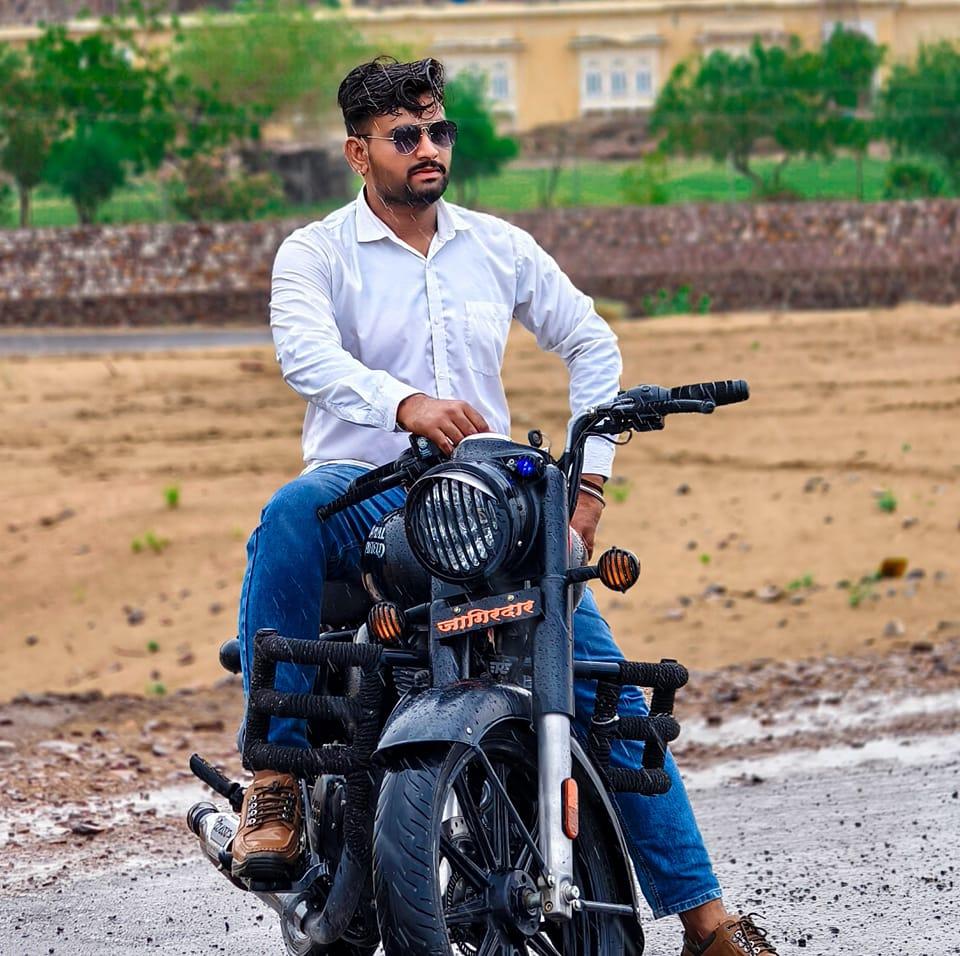 Suresh Raj Lakha