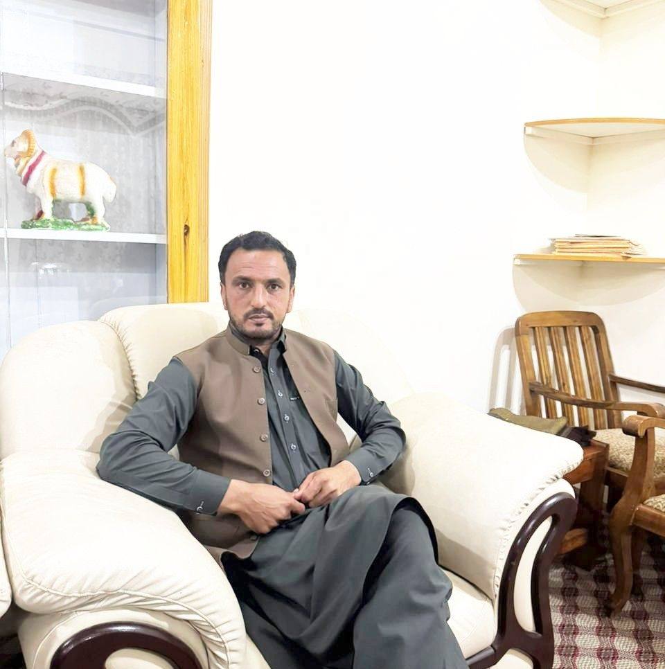 Chairman Policy board Dr.Nosherwan Barki visit to Emergency Department ...