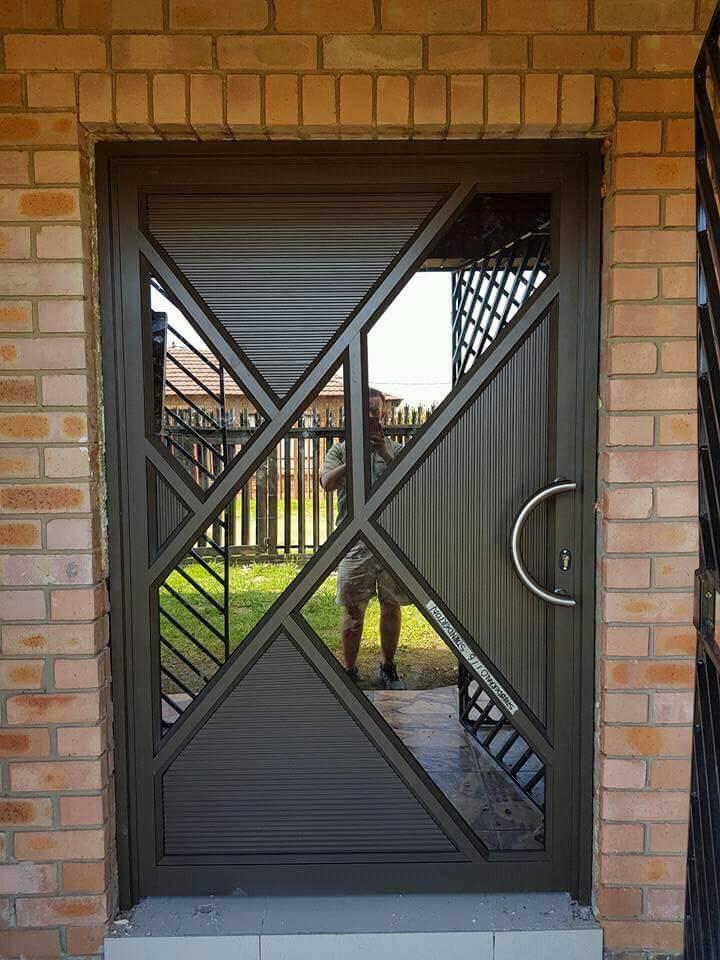 Libada GLASS & Aluminium