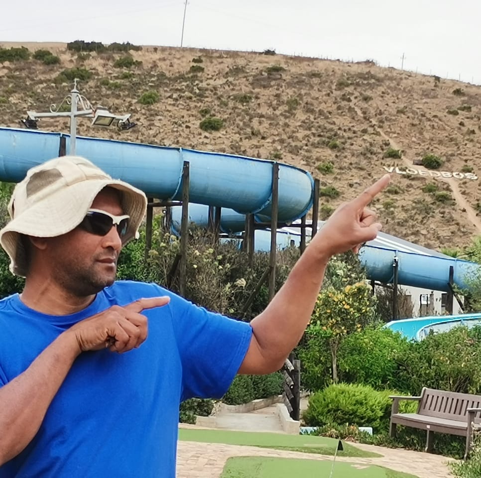 Richard Fortuin (@richard.fortuin.790) • Facebook, Connect with friends