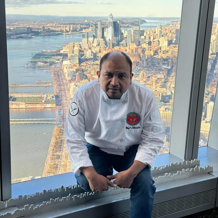 Cocinando con chef arnoldo