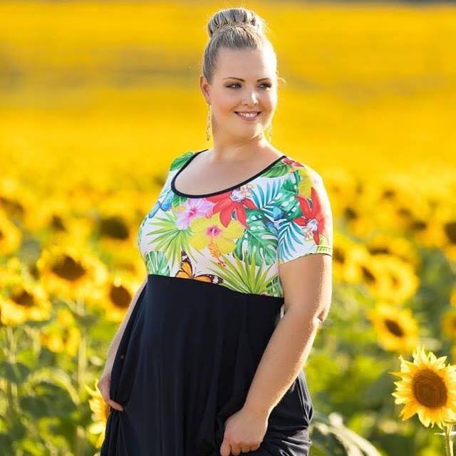 BB - Plus Size Model