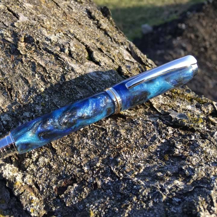 Smiling Eclipse Penwerks