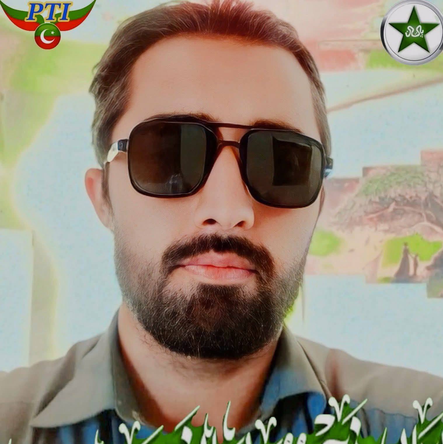 ‏یہ تحفہ مجھے ٹی سی ایس کے ذریعے ملا جو کسی نے کچرے سے نکال کر بھیجا ...