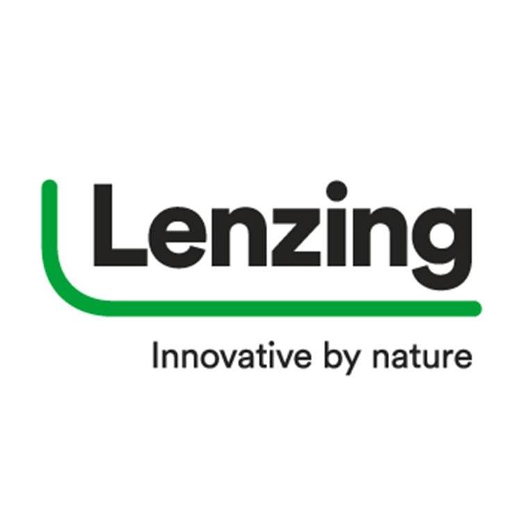 🚆 Naše železniční vlečka prochází... - Lenzing Biocel Paskov | Facebook