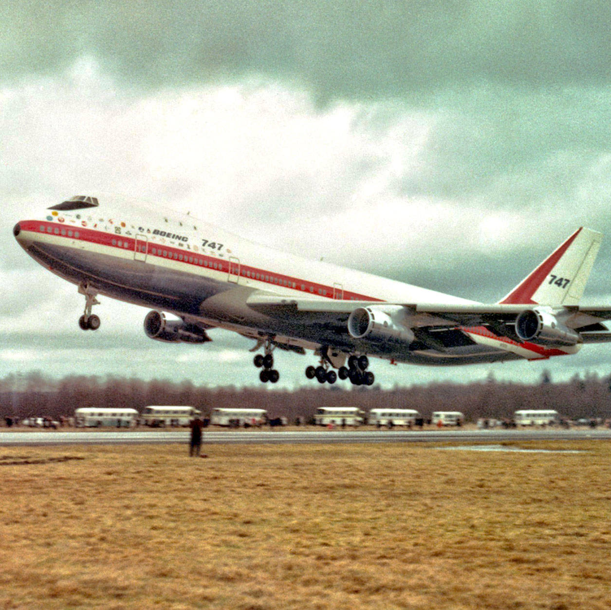 Classic Aircraft all Variants 🌍 | In 1982 a British Airways 747 had all ...