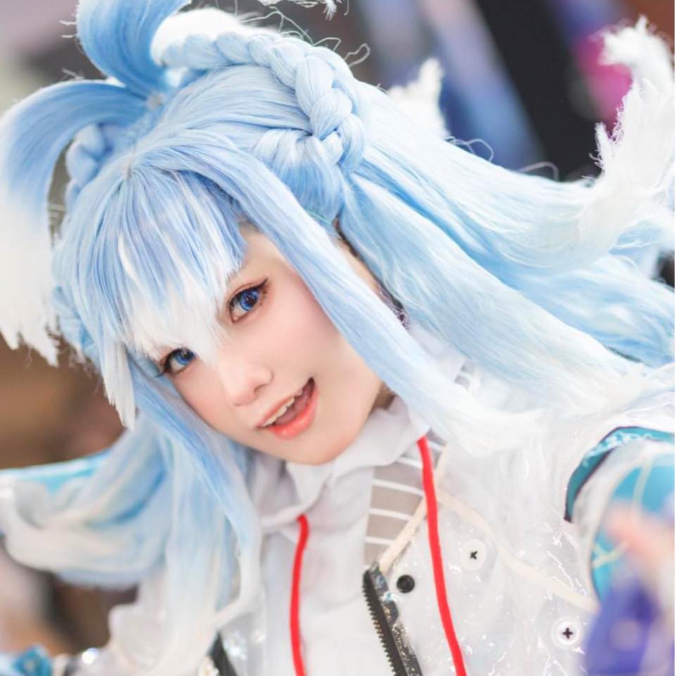 P I Z (@CosplayerPiz) • Facebook