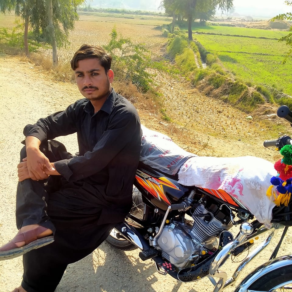 Way to zardari house with Adi faryal talpur and brother Abdul Shakoor ...