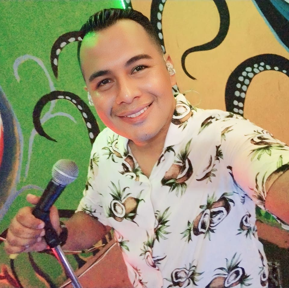 Everson Rivas Cantante Solista