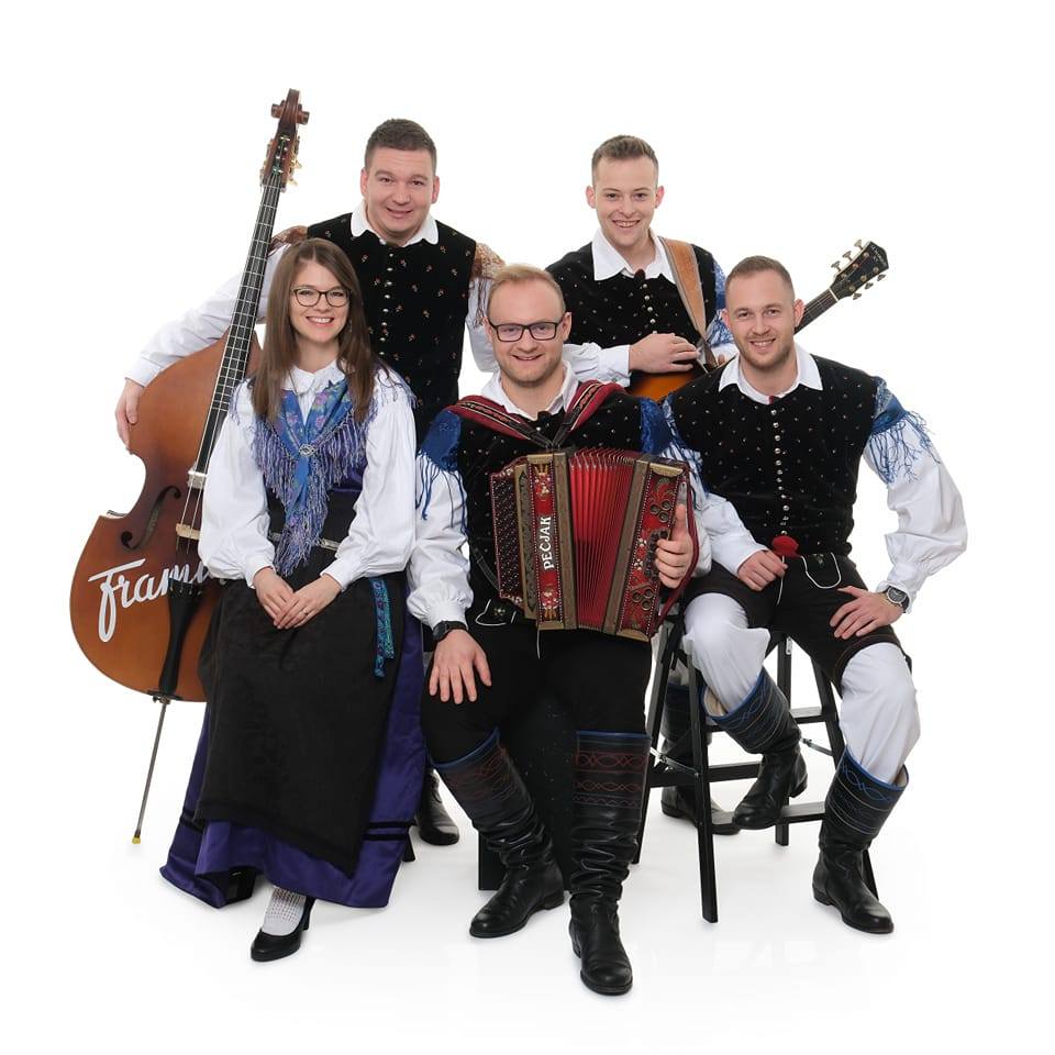 Ansambel Roka Kastelca
