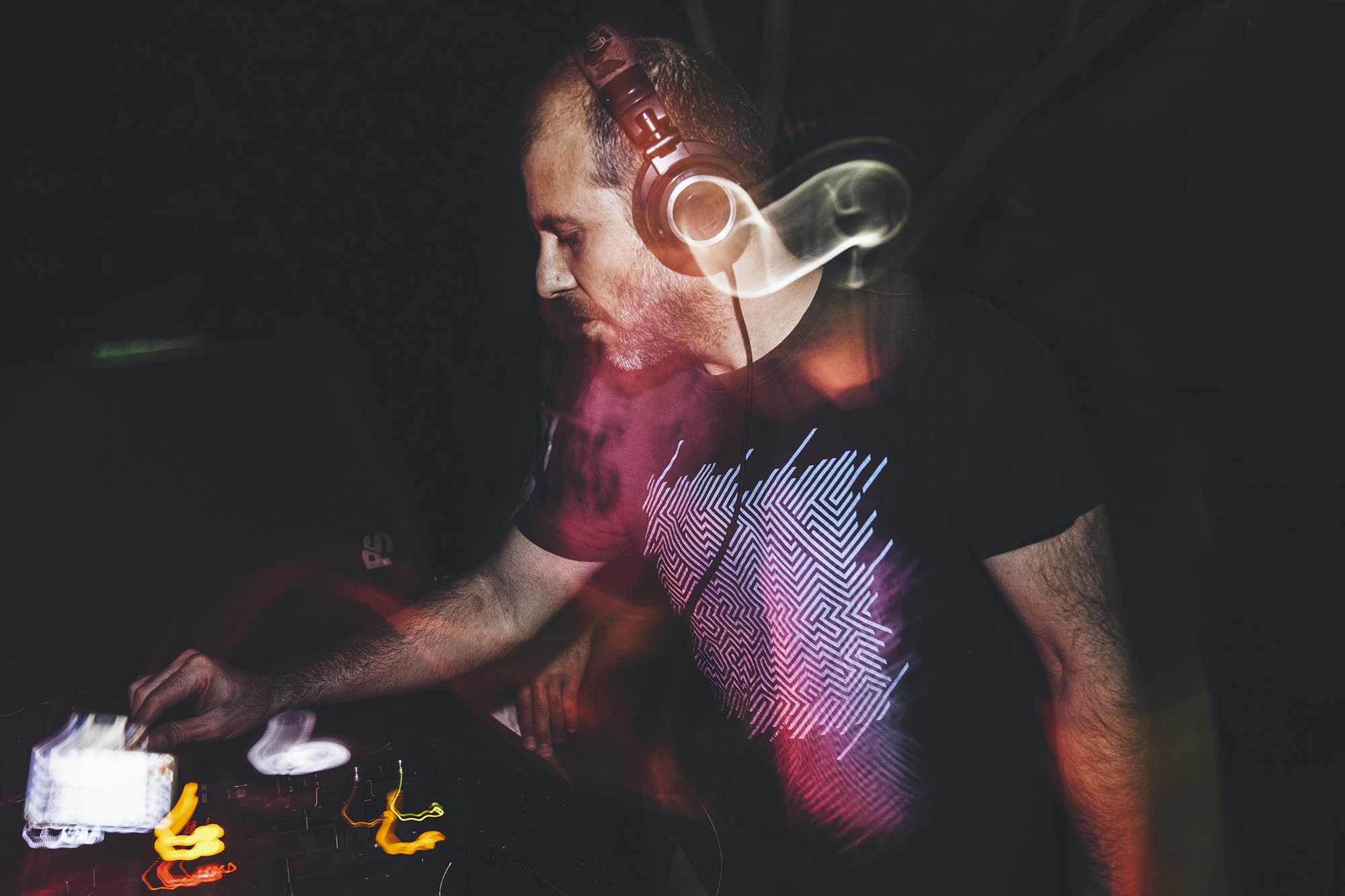 THE NIGHT HAS ITS OWN FREQUENCY. Air Snare Transmission 025 - Kaa. 14 ...