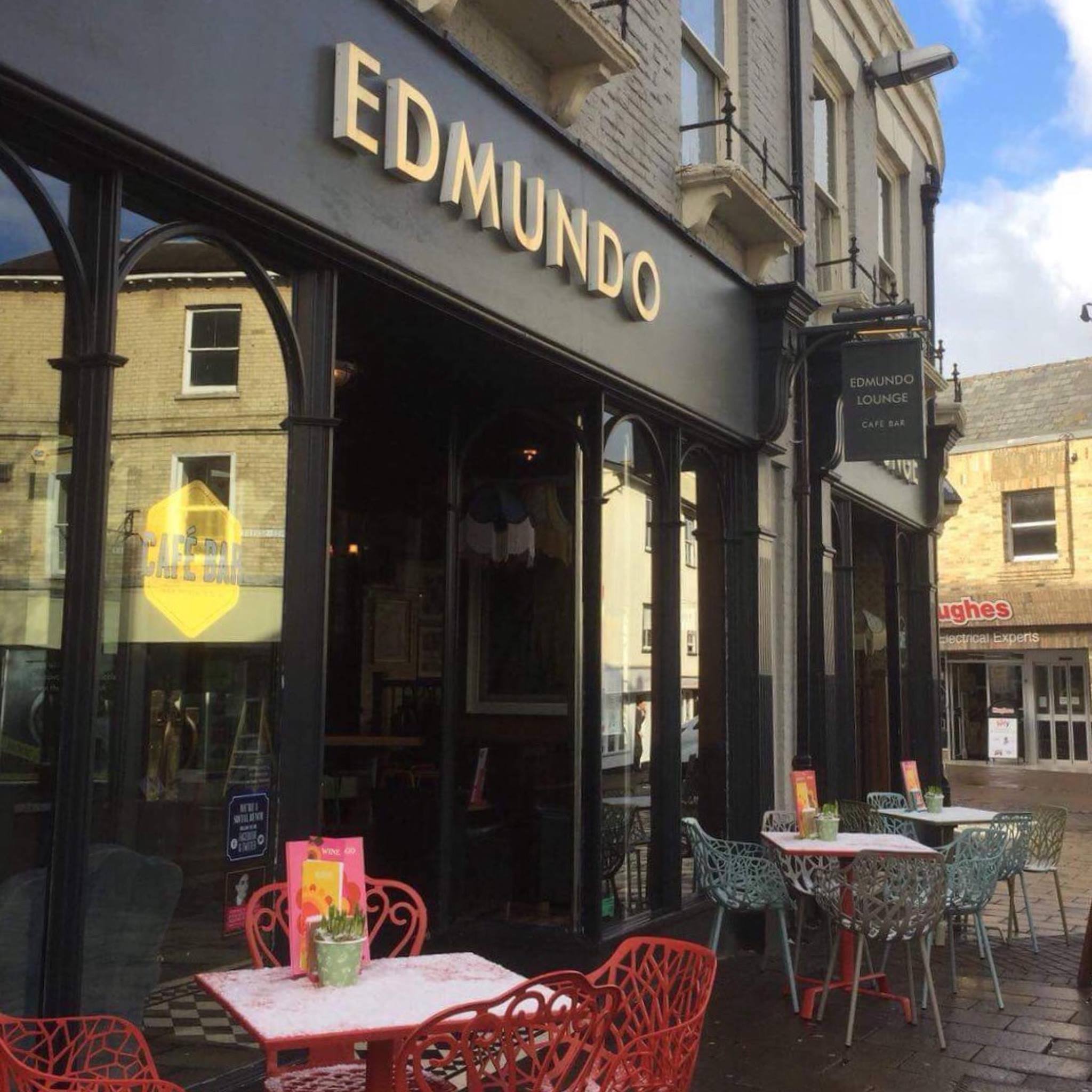 edmundo-lounge-bury-st-edmunds