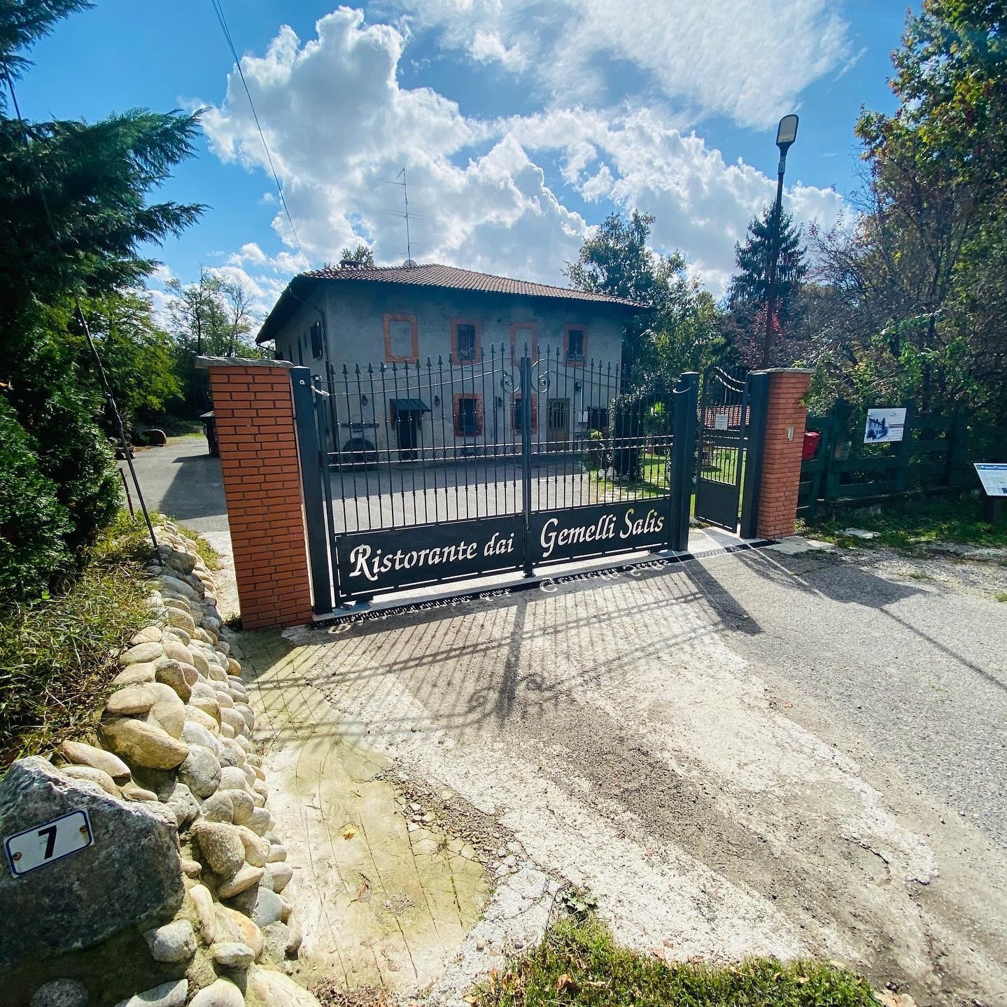 ristorante-dai-gemelli-salis-cuggiono