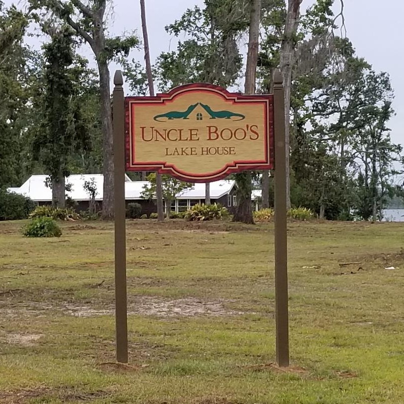 Uncle Boo's Lake House | Donalsonville GA