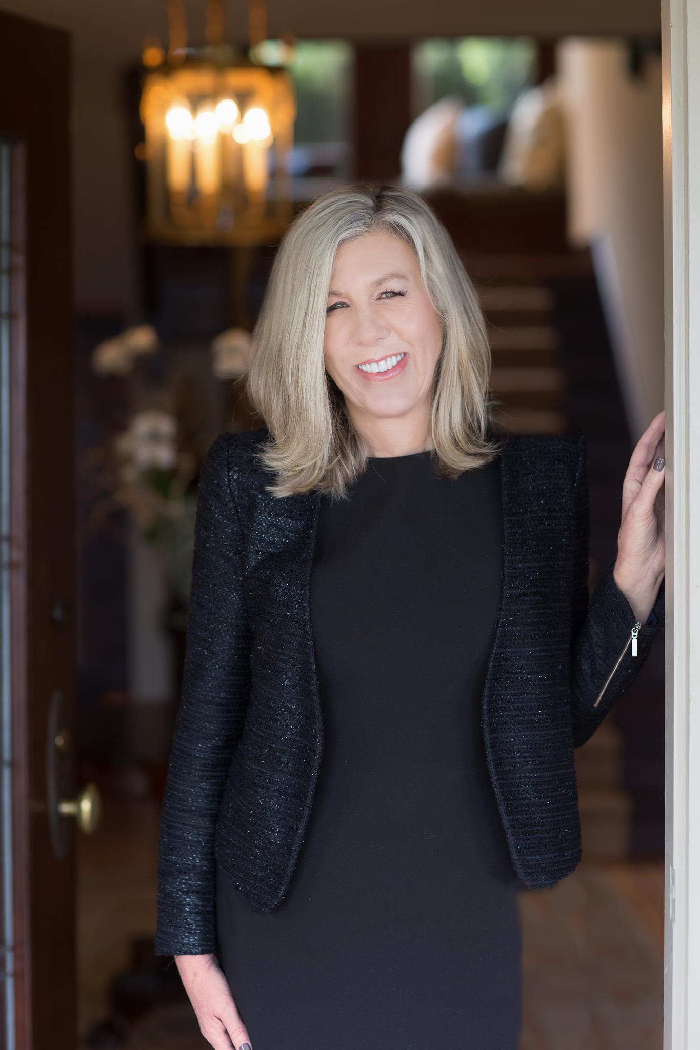 Lisa Turnure Real Estate Seattle WA