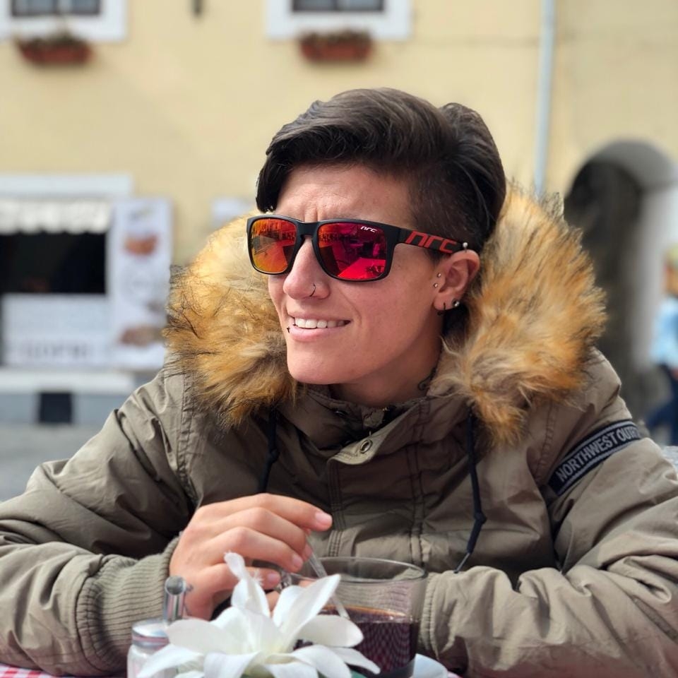 Laura Sin