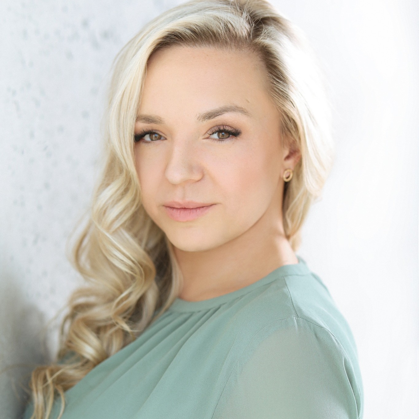 Veronica Bowling Real Estate - Royal LePage | Maple Ridge BC