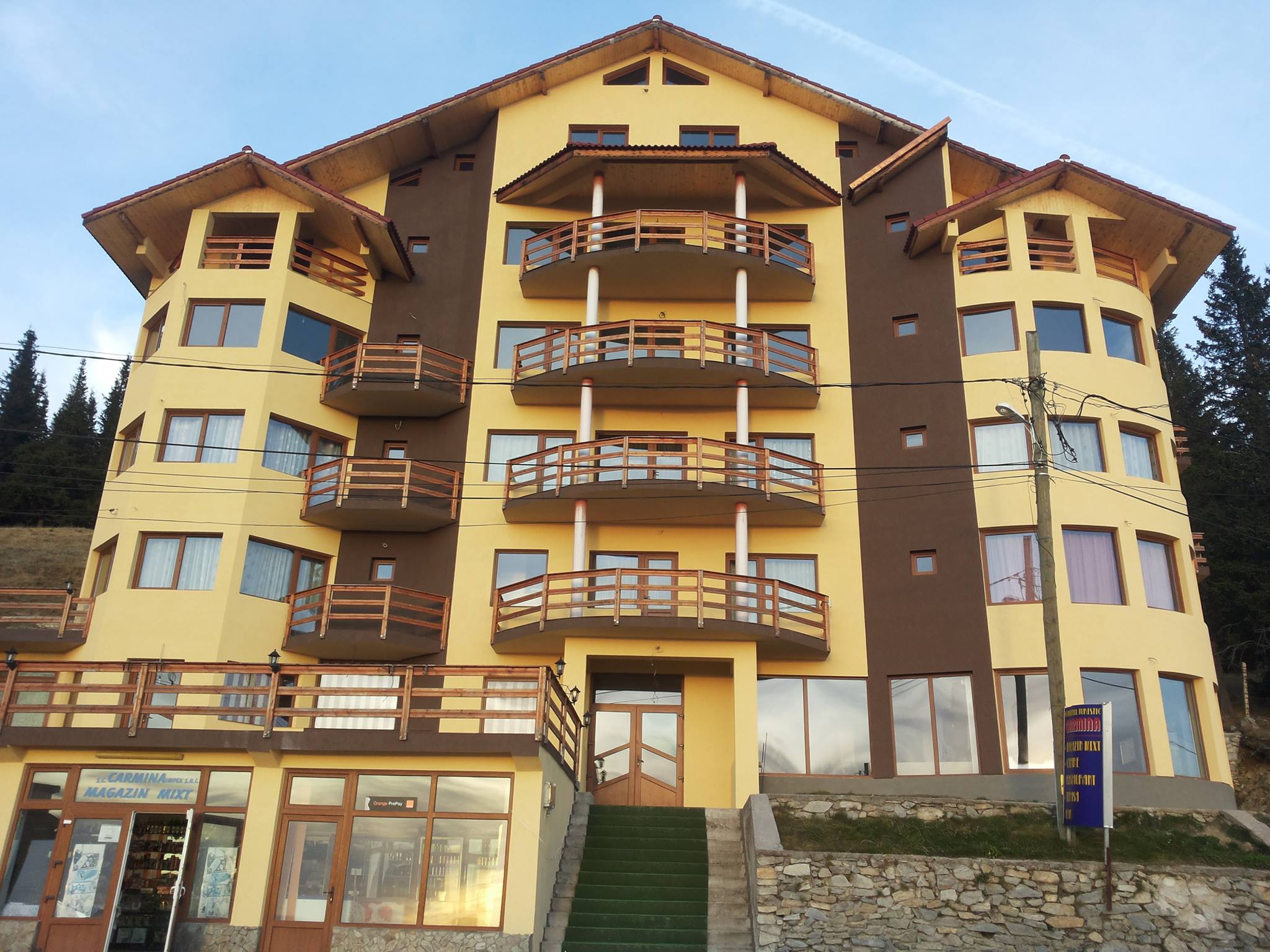 Complex Carmina Stațiunea Rânca | Novaci