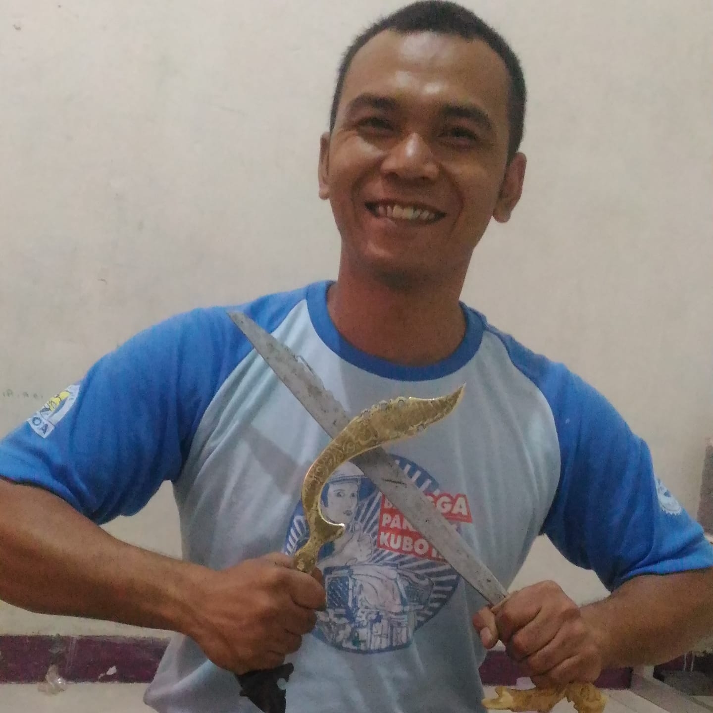 Hasim M Robi Thea
