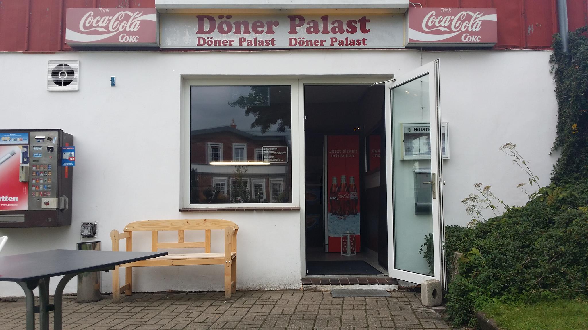 Dner Palast By Halil
