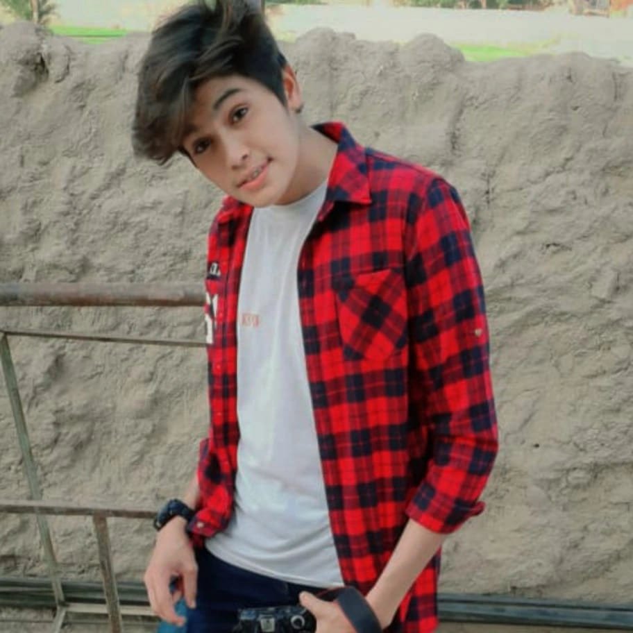 Munna Abbasi Official