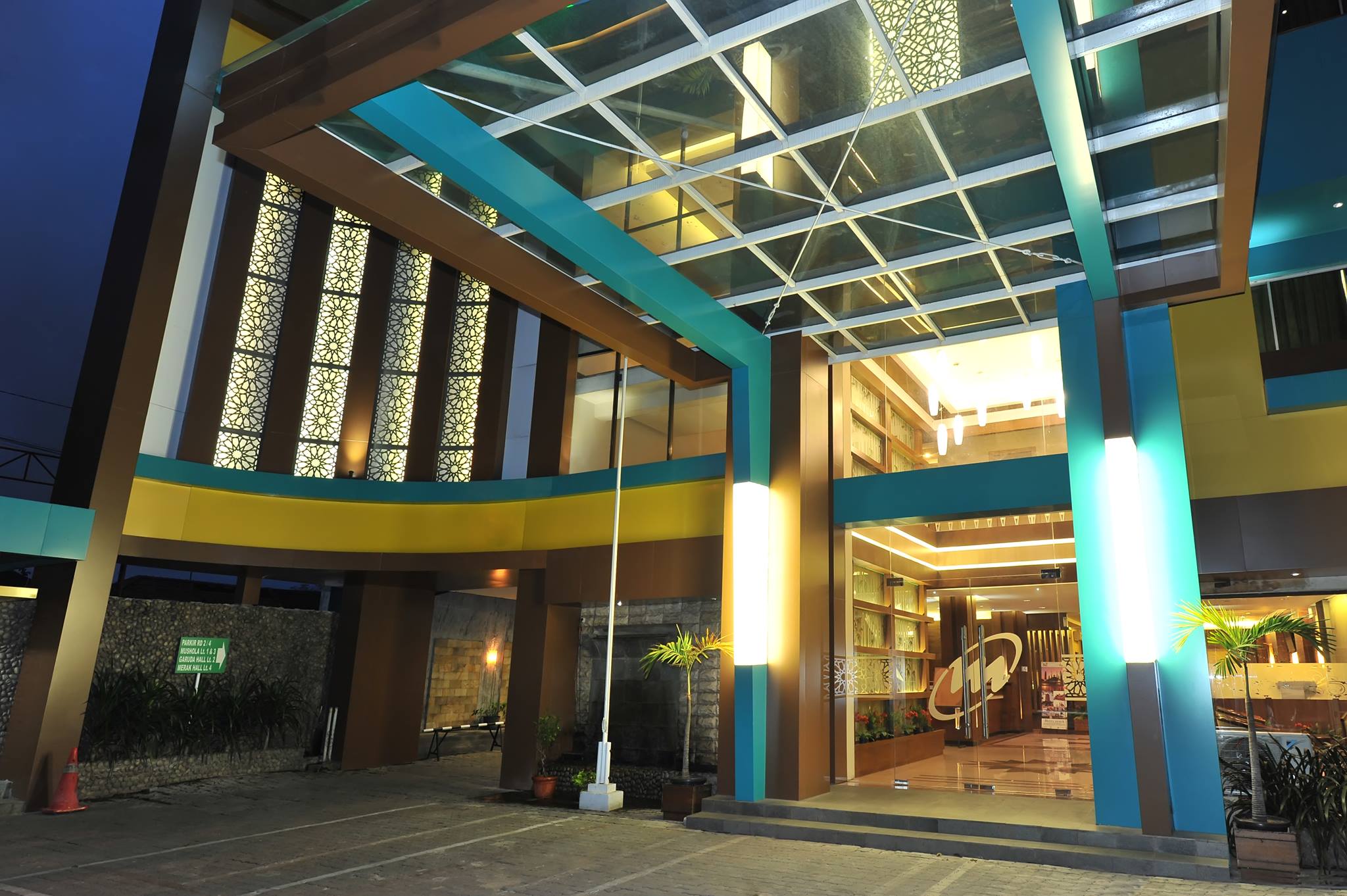 Hotel Muria utama