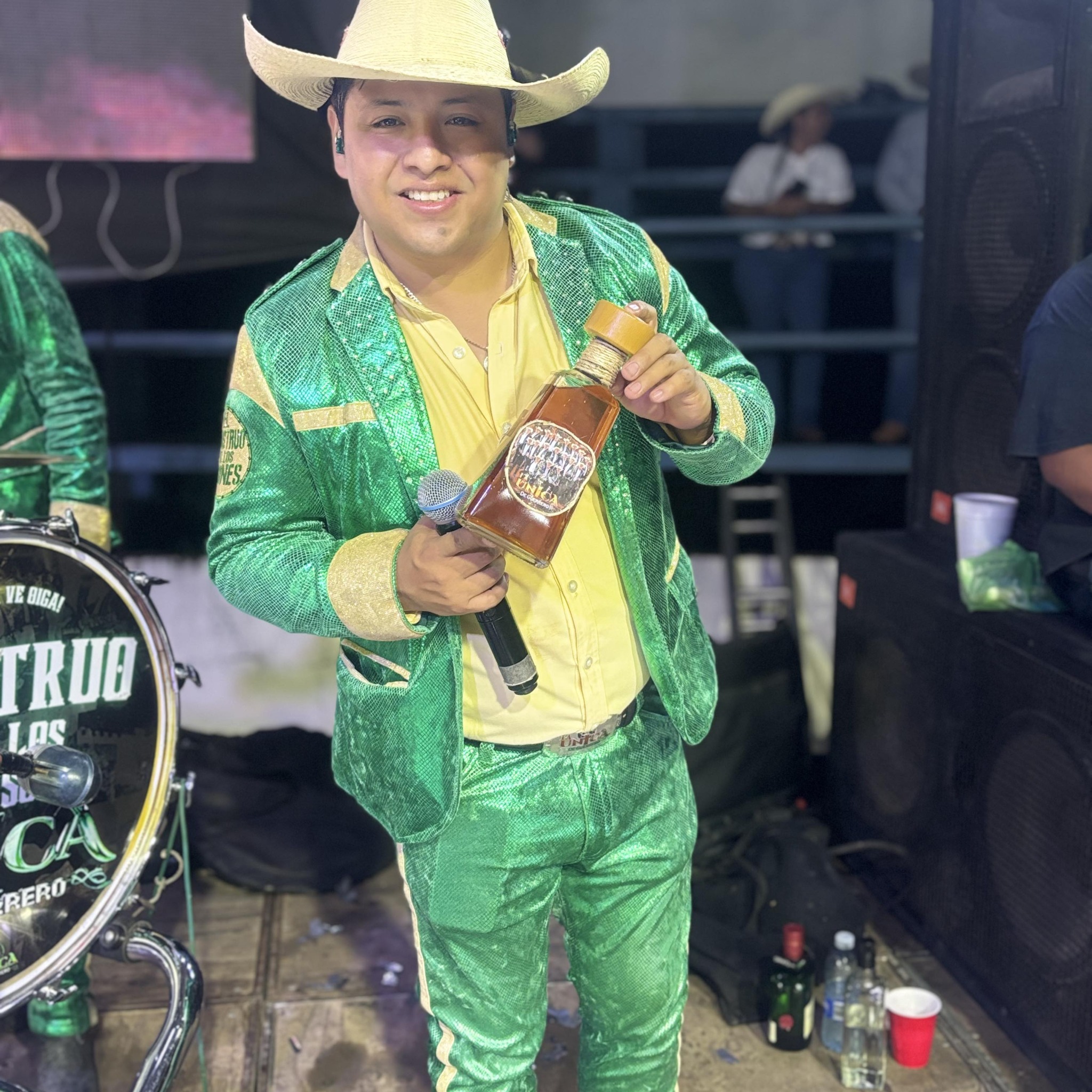 Ramón Flores