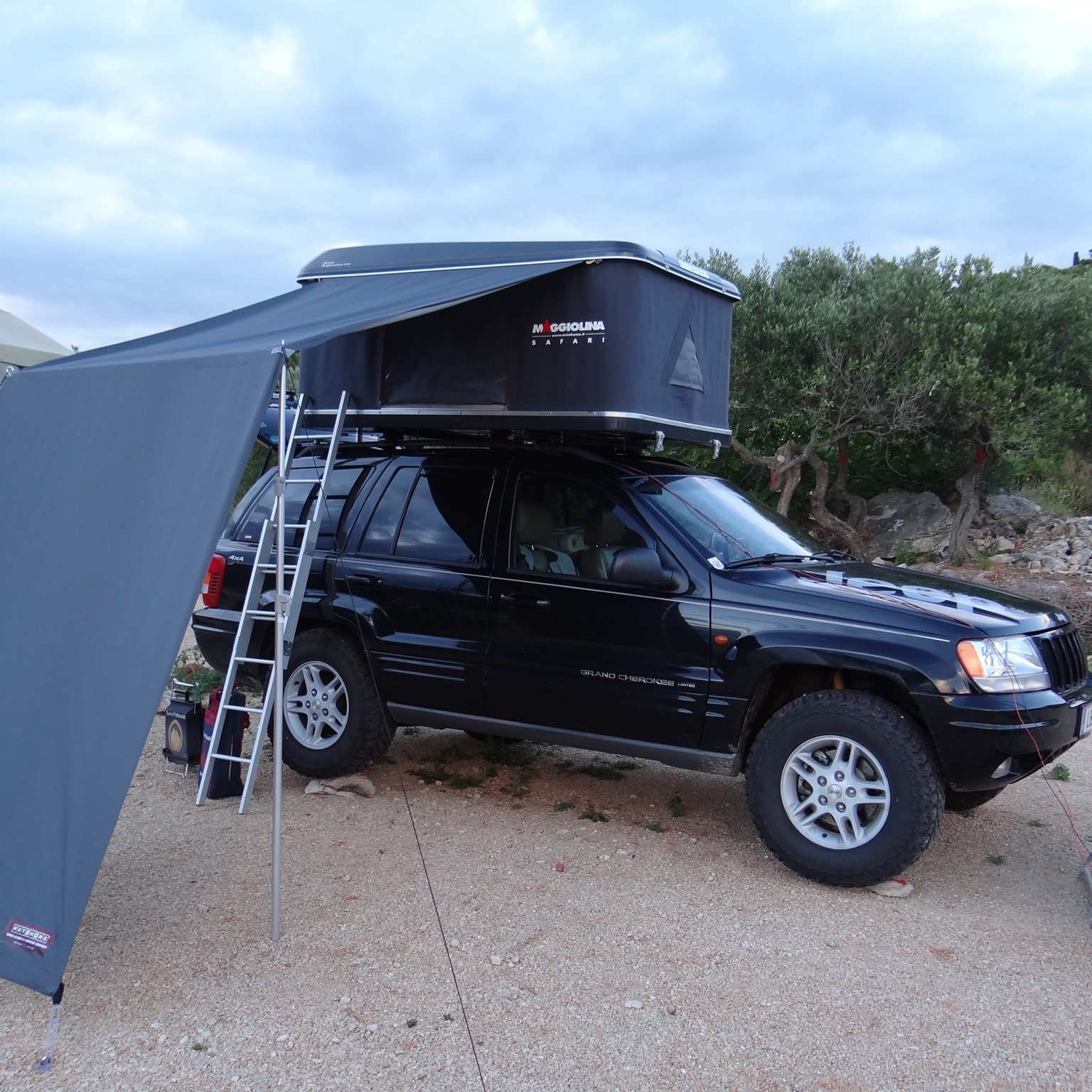 zelt qm 2 Personen, Camping Kuppelzelt Einstab Ultraleicht, wasserdicht & Winddicht, 3-4 Saison, Doppelwand Trekking Hiking Backpacking Einmann Biwakzelt Sport & Freizeit Deuter Rucksäcke im Sale Starry Night Color:Smoke-OB-B