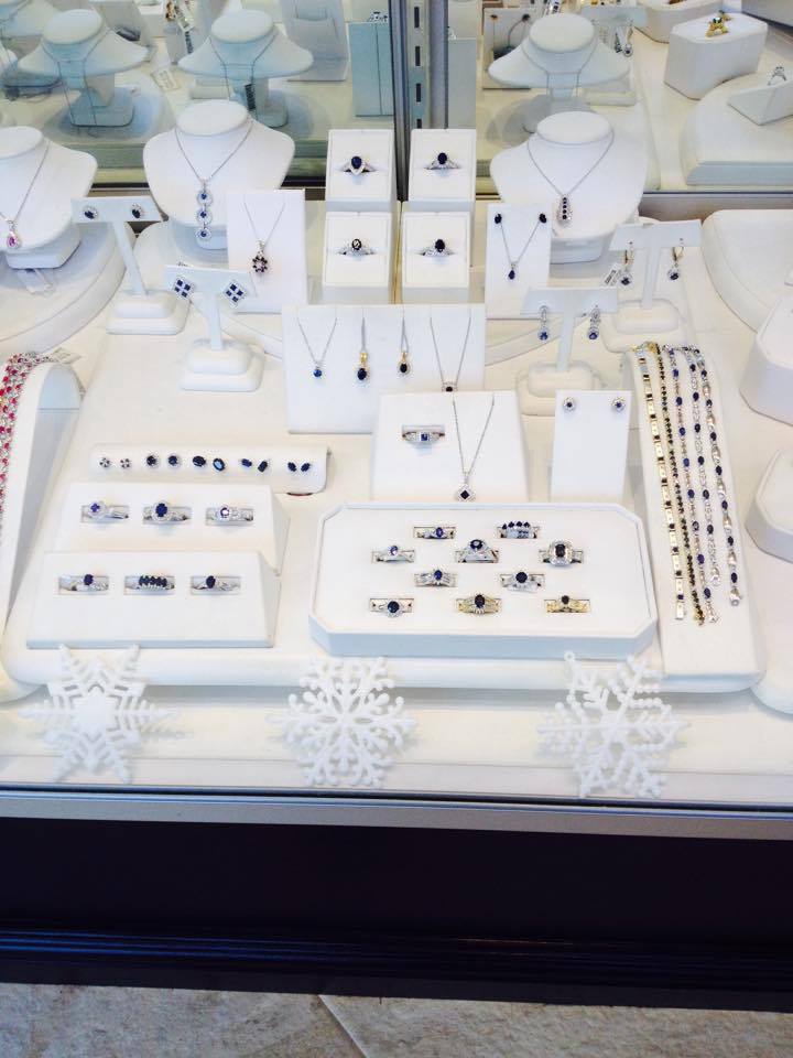 Dello Bros. Jewelers II Oyster Bay NY