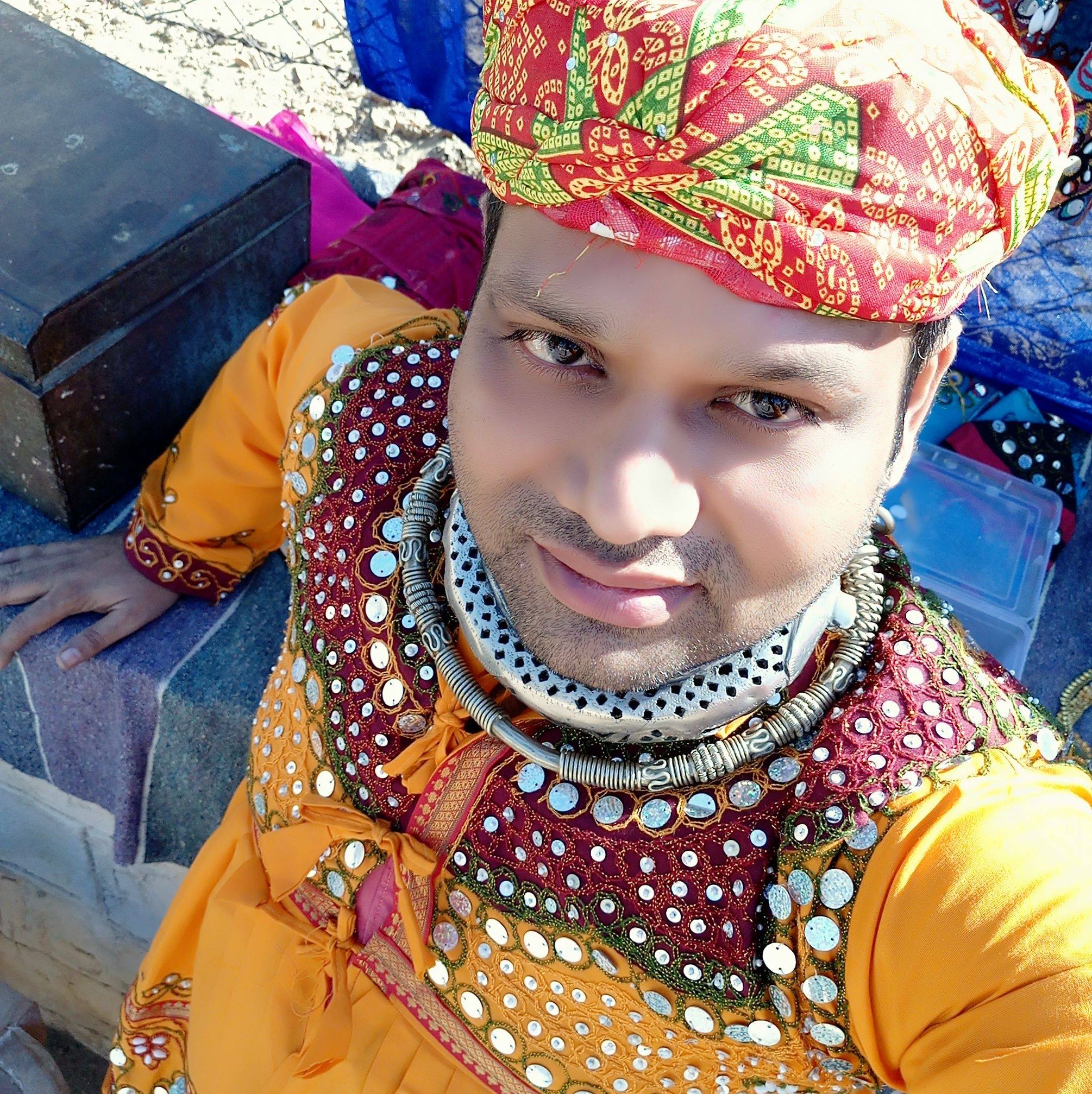 David Ravi R