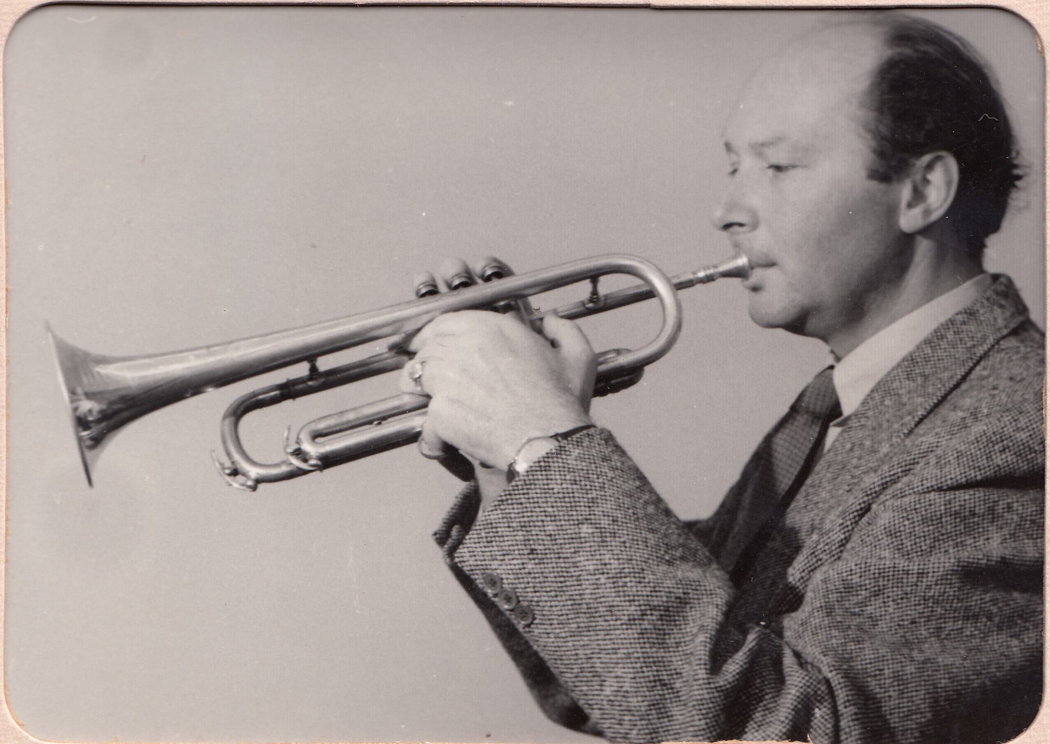 Marinus Komst - trompettist - Ein Heldenleben in 1950 met vlnr op ...