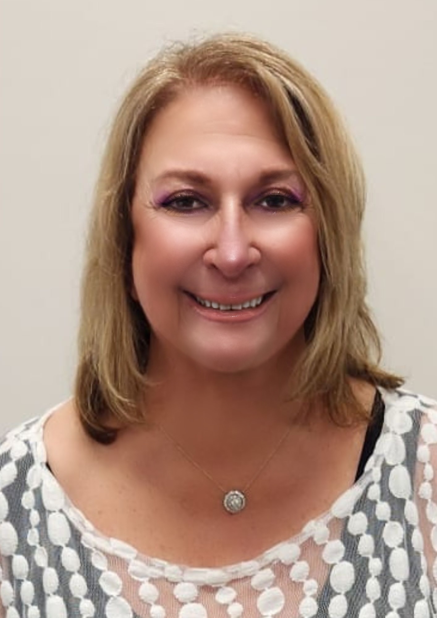 Raeann Laratro SE Florida Real Estate Agent Jensen Beach FL