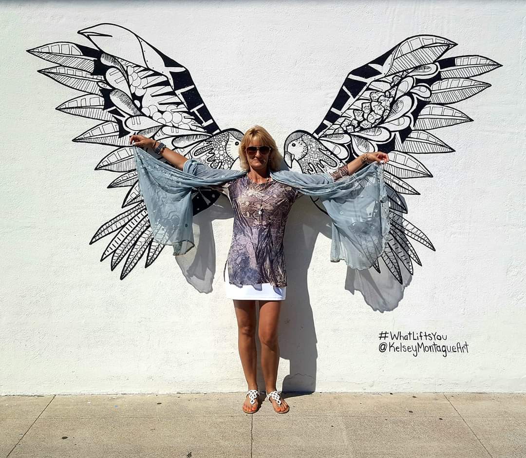 🌴 Welcome to Los Angeles! ☀️🎬 From Pacific sunsets to iconic Hollywood ...