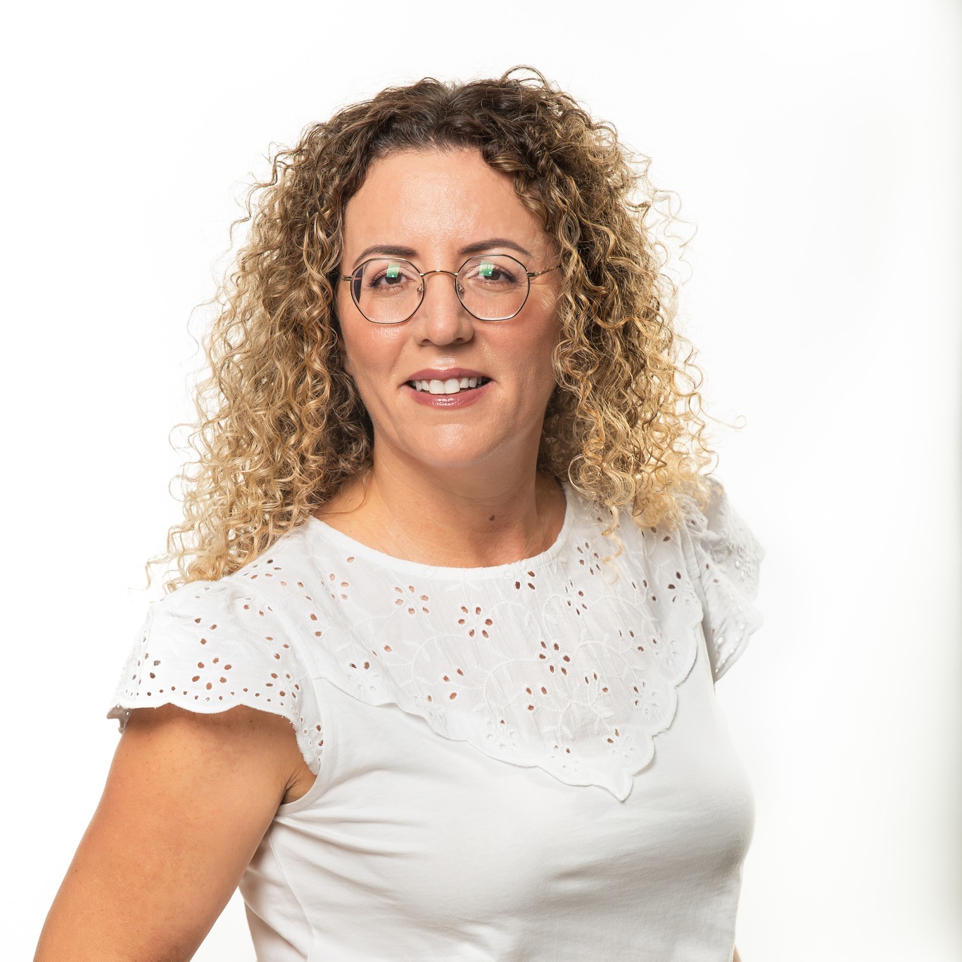 אתי בלו - הרצאות, סטוריטלינג, ייעוץ ארגוני ועסקי, הנחיית קבוצות | Beersheba