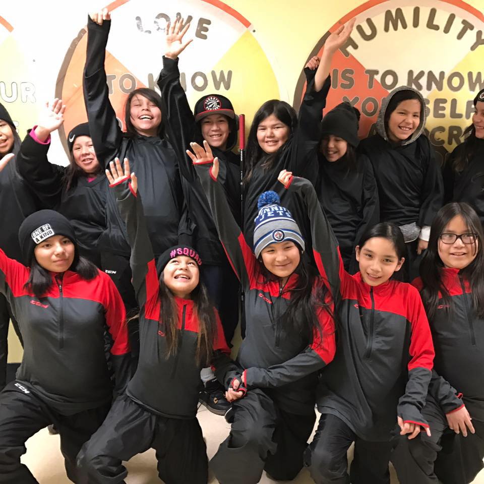 JCY Rez Girls 64 Wolves - Peewee Girls Hockey Team